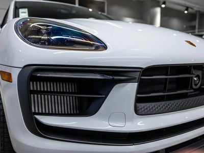 2025 Porsche Macan Macan S