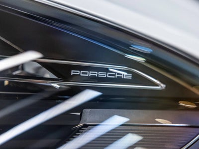 2025 Porsche Macan Macan S