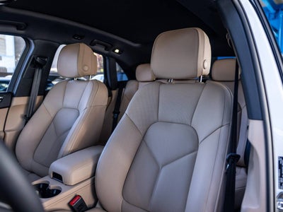 2025 Porsche Macan Macan S