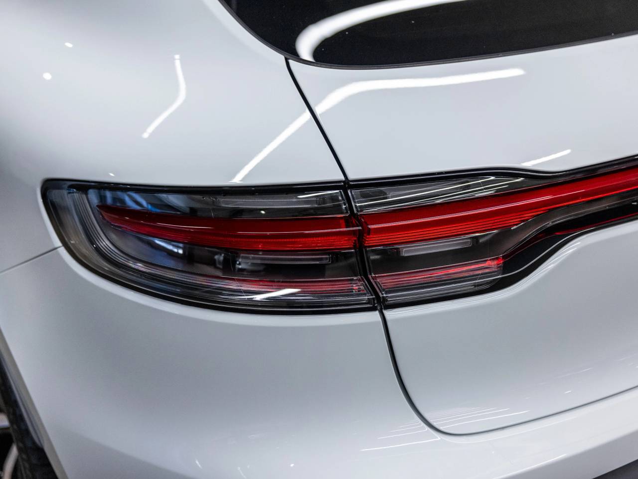 2025 Porsche Macan Macan S