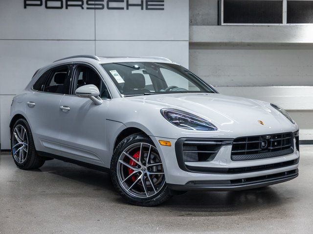 2026 Porsche Macan Macan S