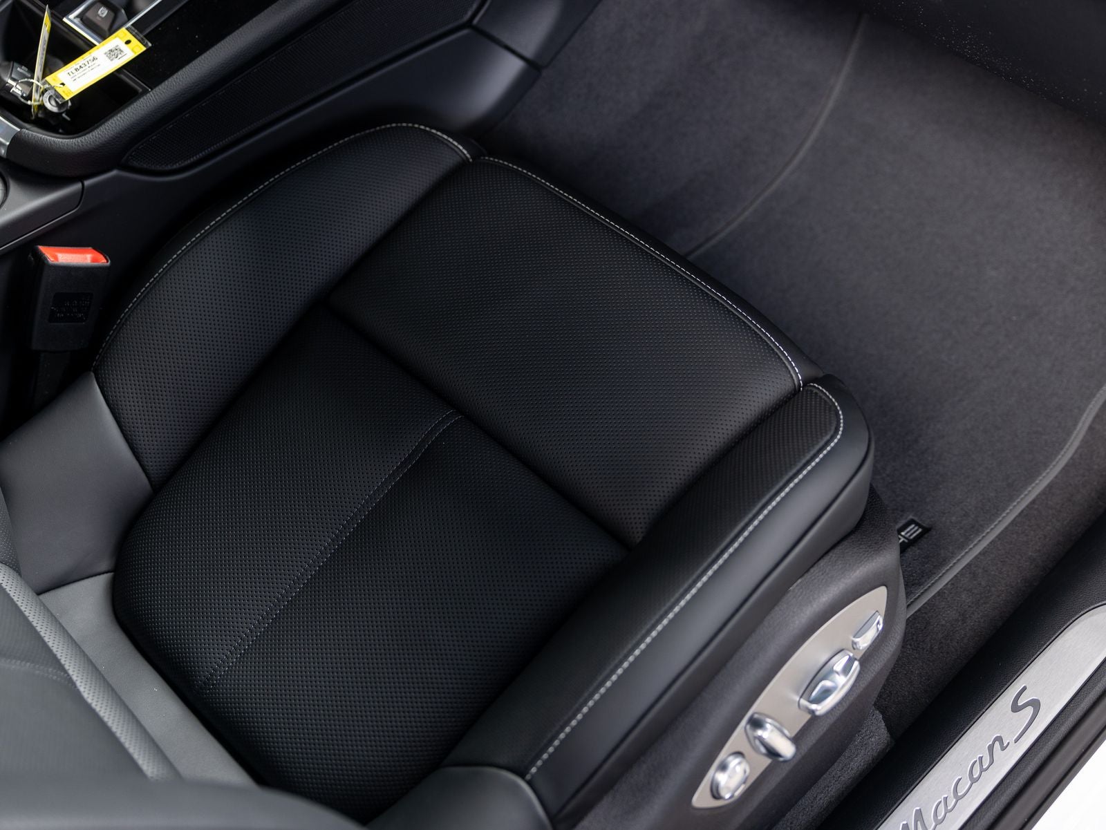 2026 Porsche Macan Macan S