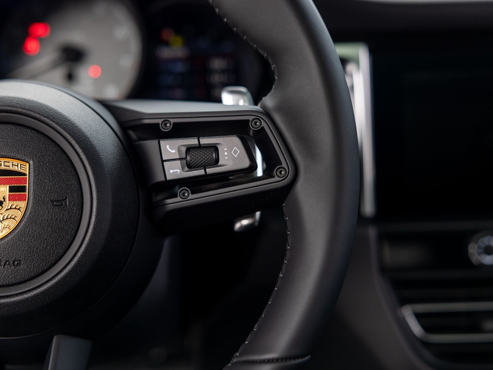 2026 Porsche Macan Macan S