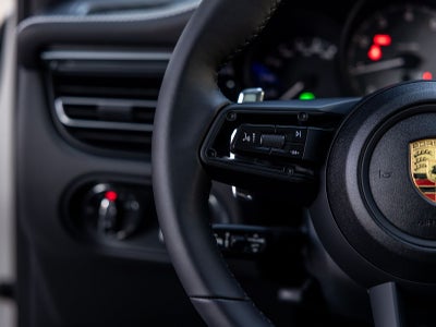 2026 Porsche Macan Macan S