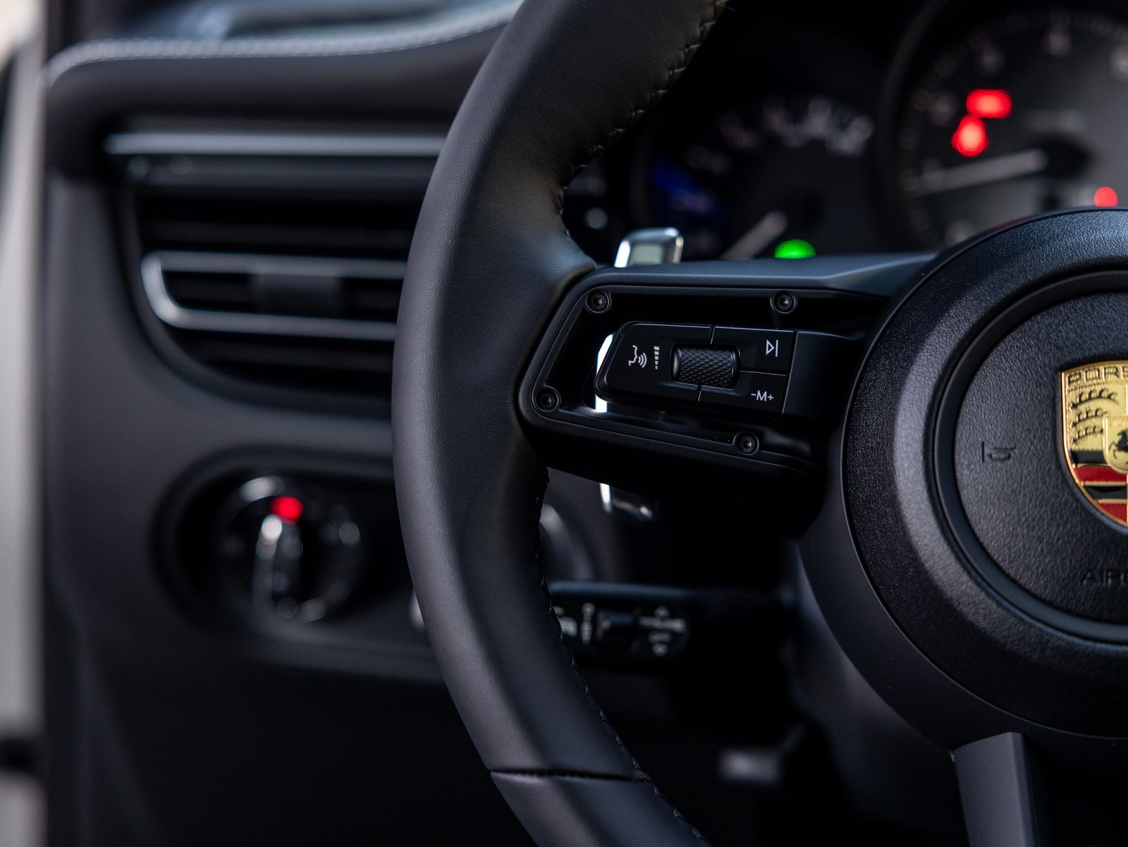 2026 Porsche Macan Macan S