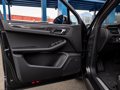 2026 Porsche Macan Macan S