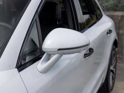 2026 Porsche Macan Macan S