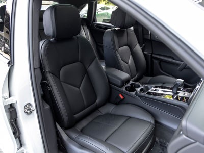 2026 Porsche Macan Macan S