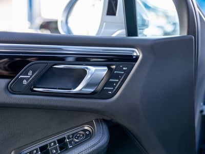 2023 Porsche Macan Macan S (MY23)