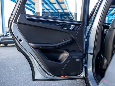 2023 Porsche Macan Macan S (MY23)