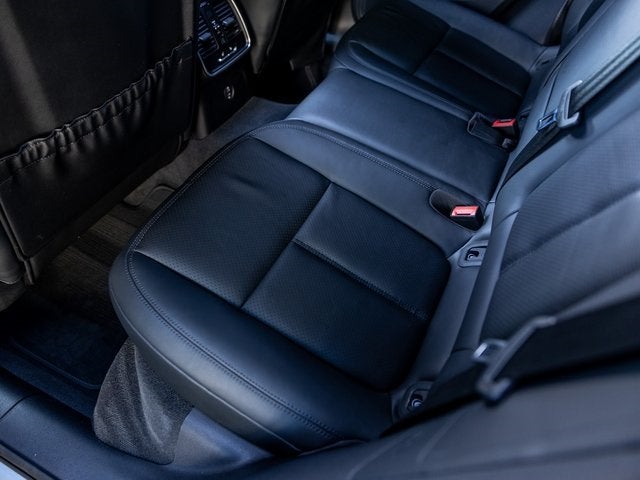 2023 Porsche Macan Macan S (MY23)