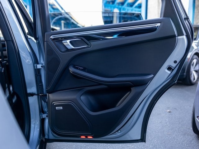 2023 Porsche Macan Macan S (MY23)