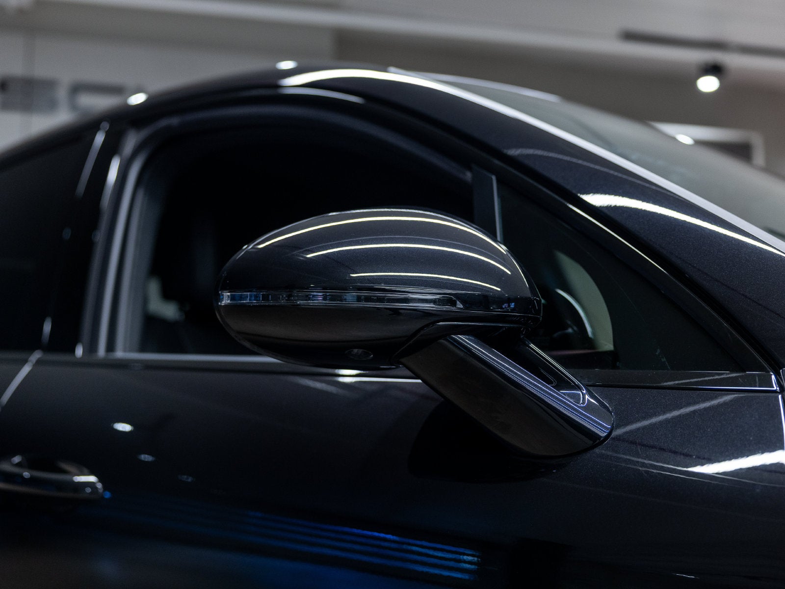 2023 Porsche Macan Macan S