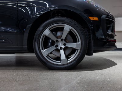 2023 Porsche Macan Macan S
