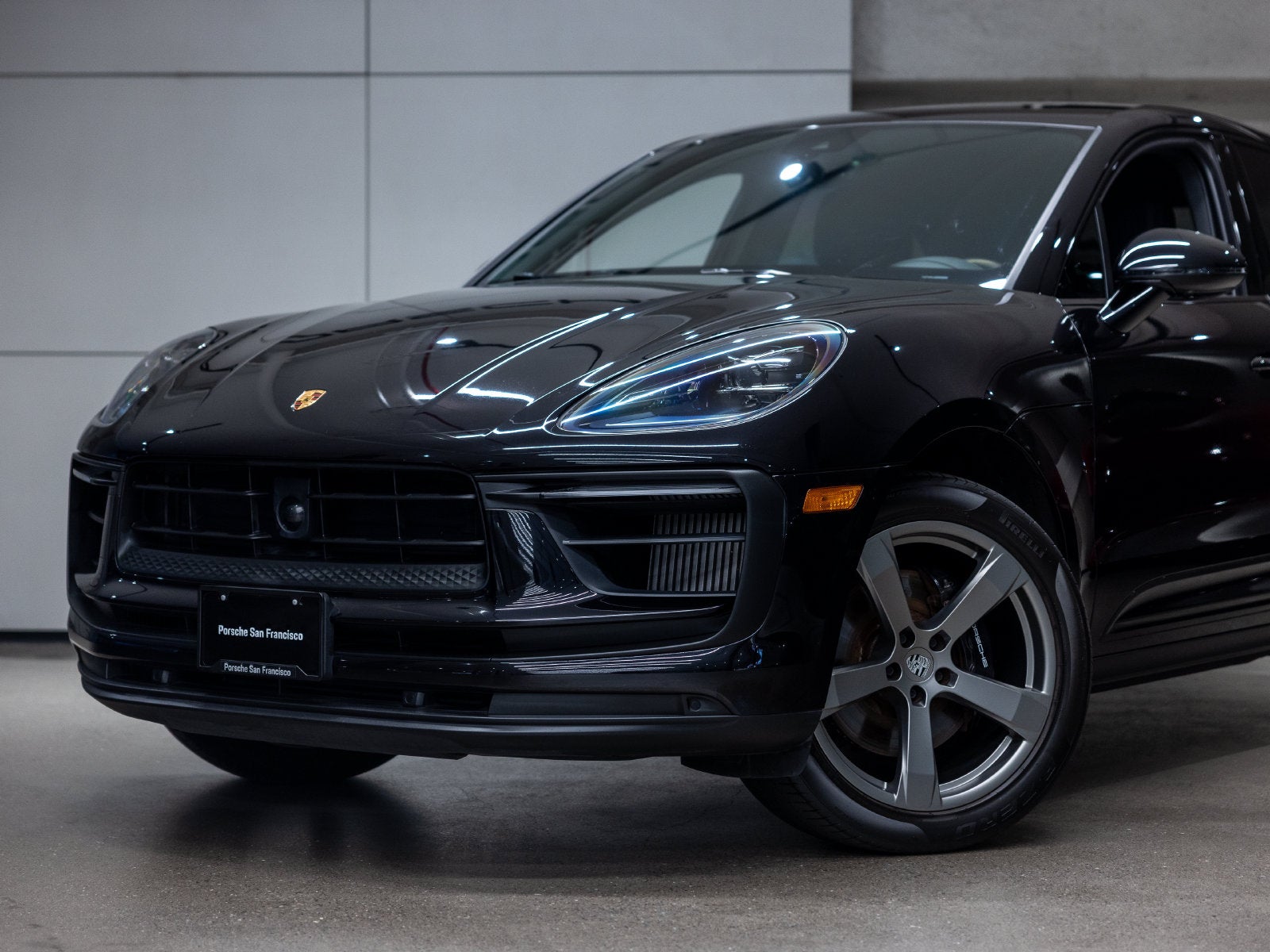 2023 Porsche Macan Macan S