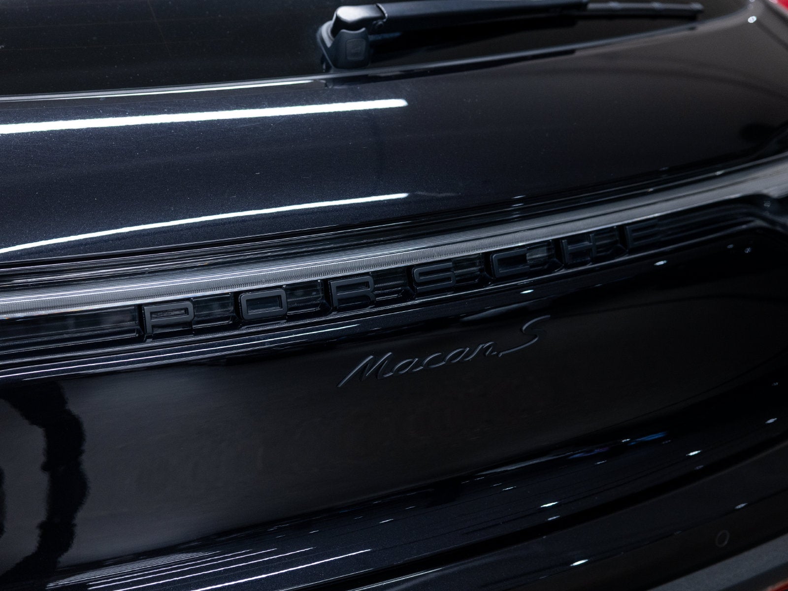 2023 Porsche Macan Macan S