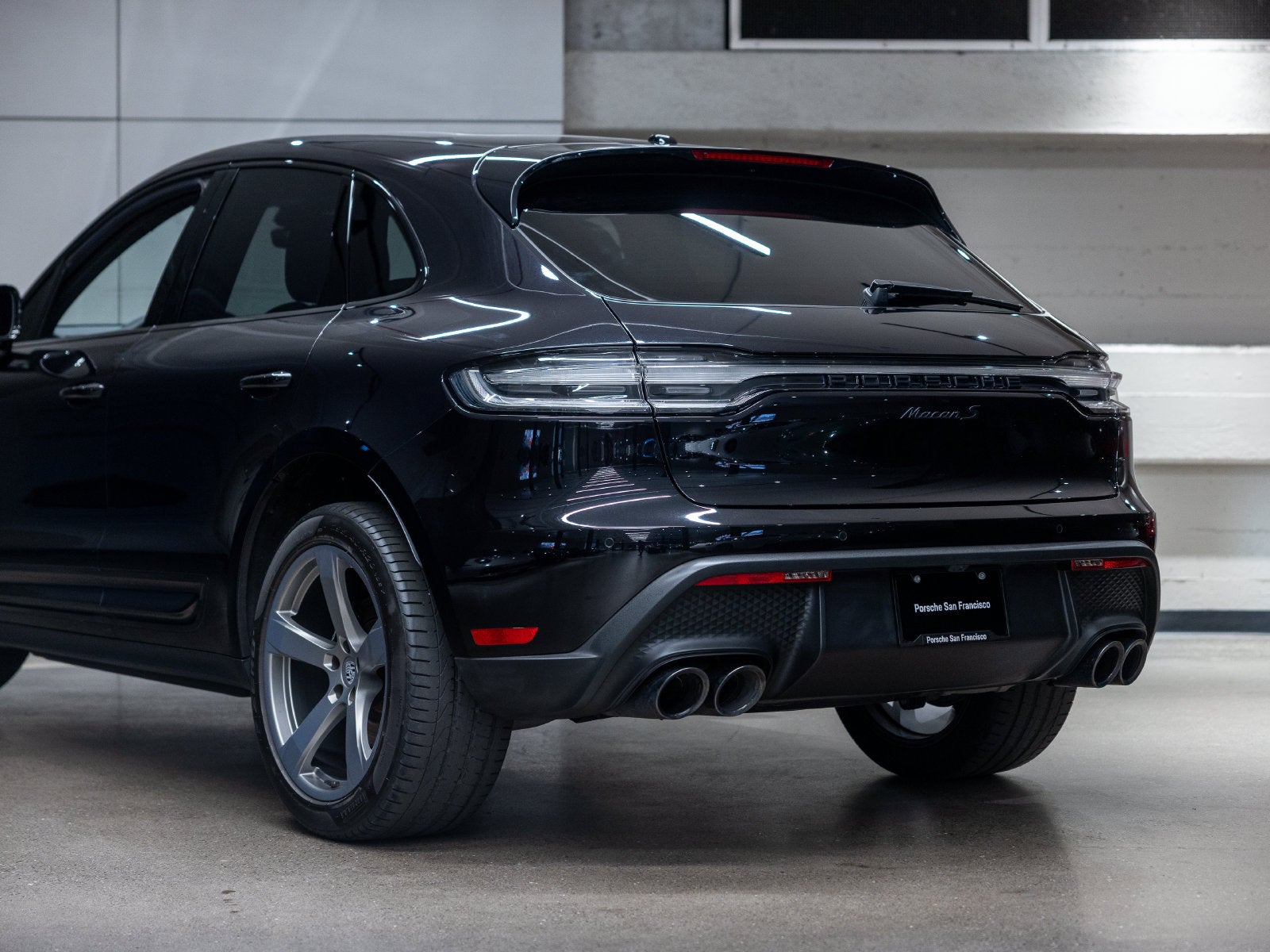 2023 Porsche Macan Macan S