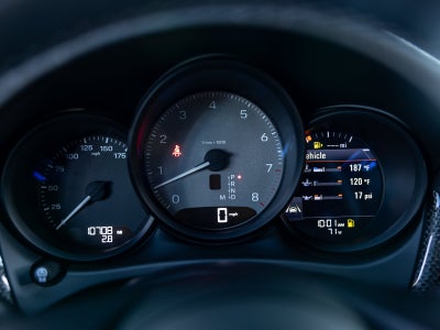 2023 Porsche Macan Macan S
