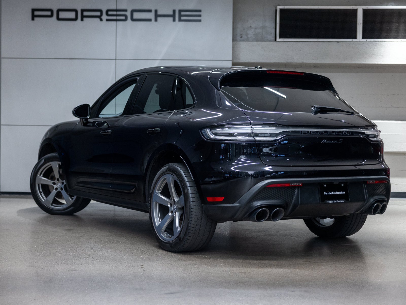 2023 Porsche Macan Macan S