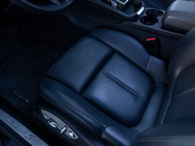 2023 Porsche Macan Macan S