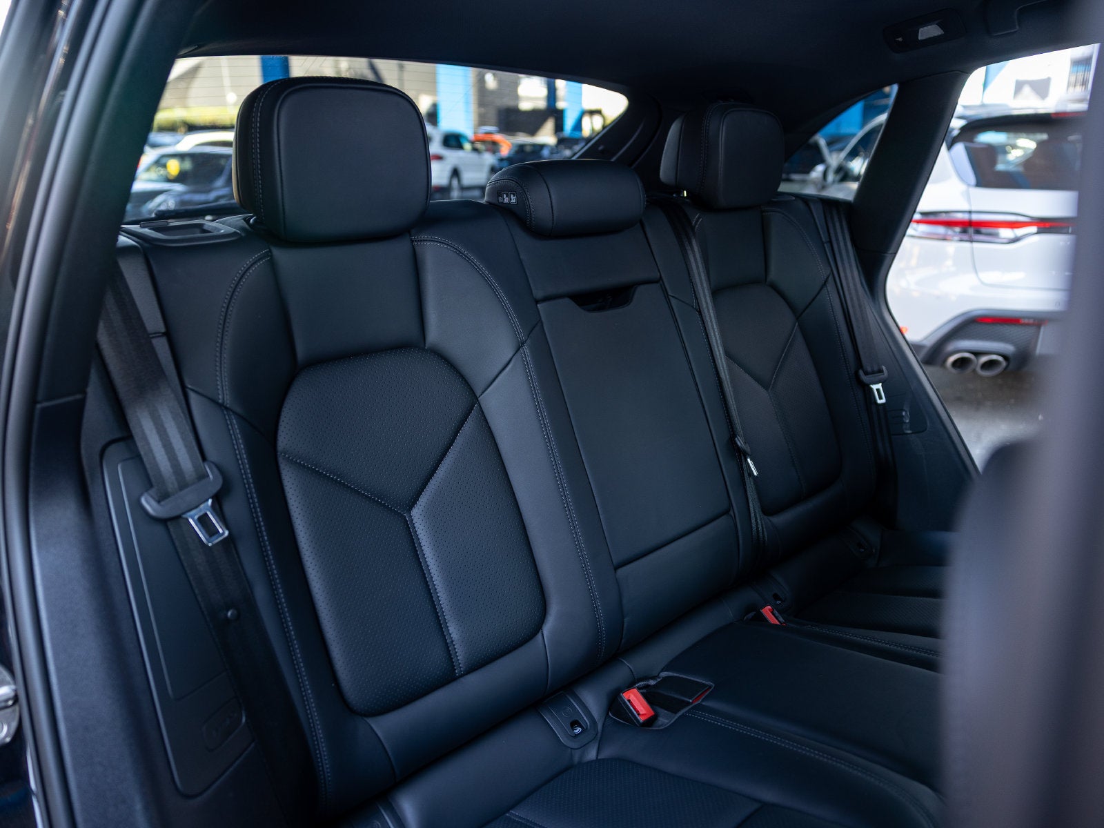 2023 Porsche Macan Macan S