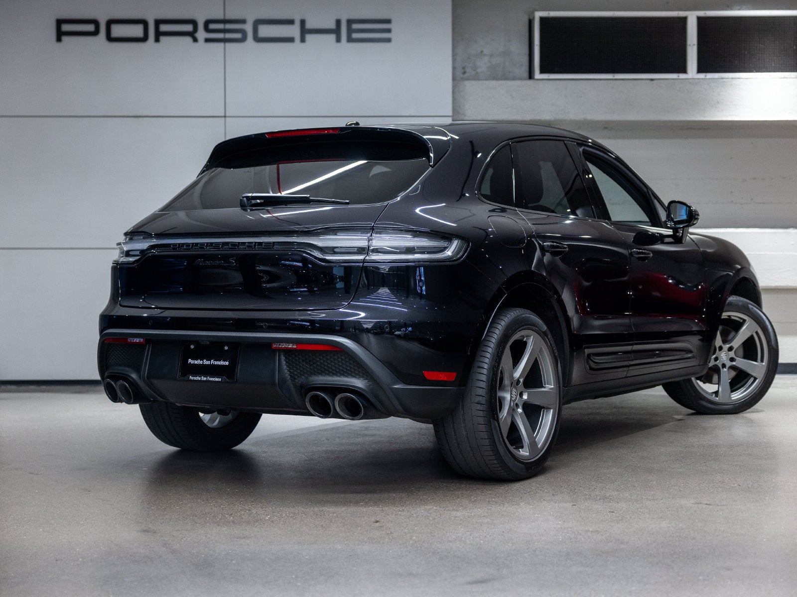 2023 Porsche Macan Macan S