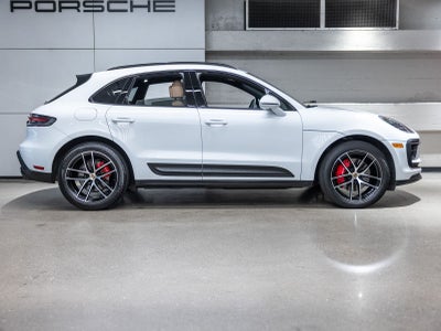 2024 Porsche Macan S