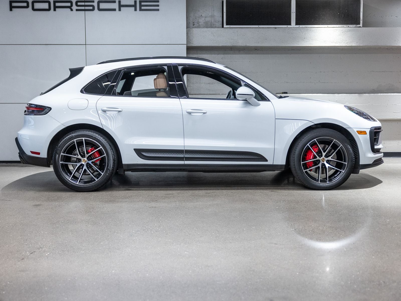 2024 Porsche Macan S