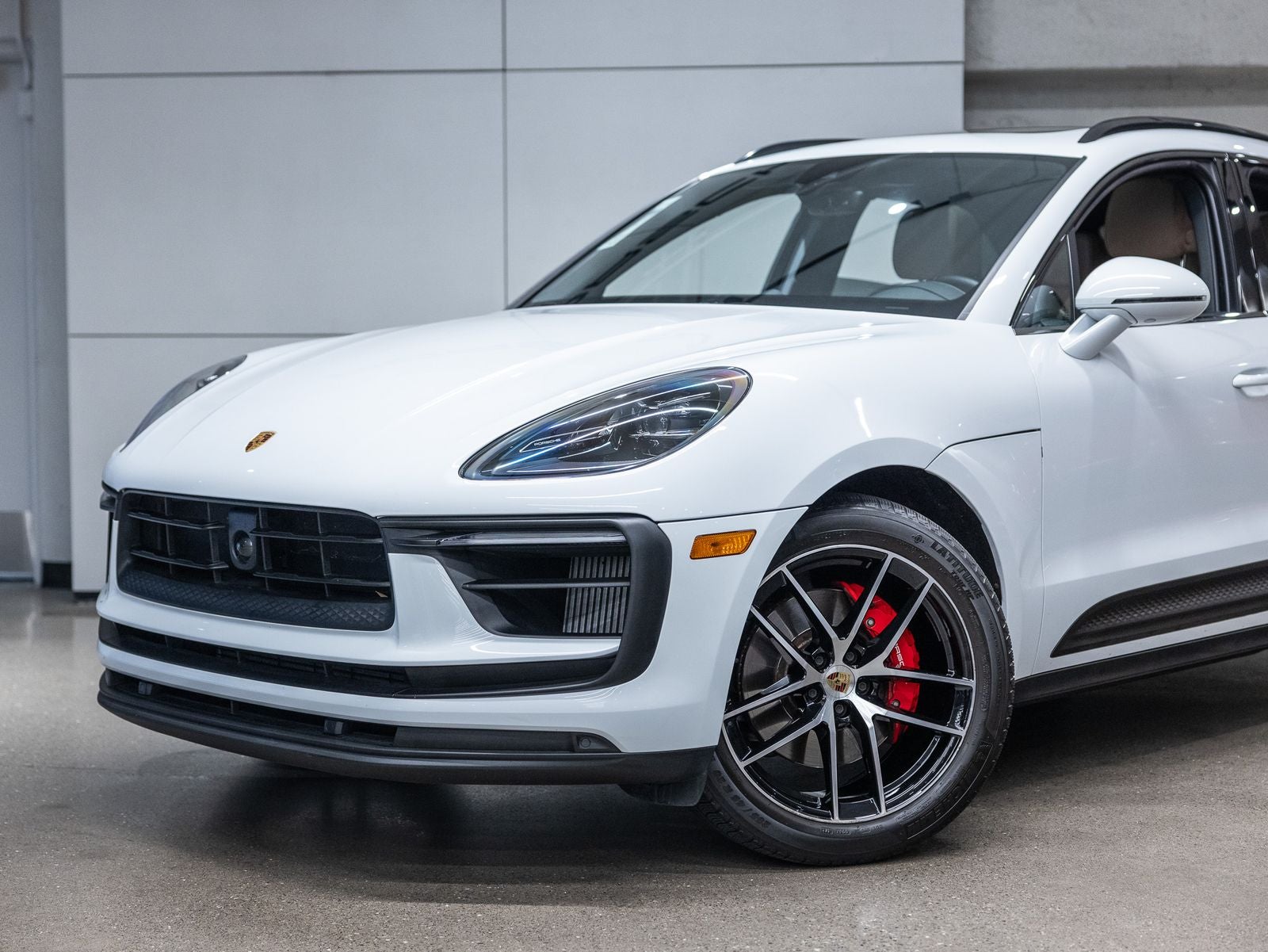 2024 Porsche Macan S