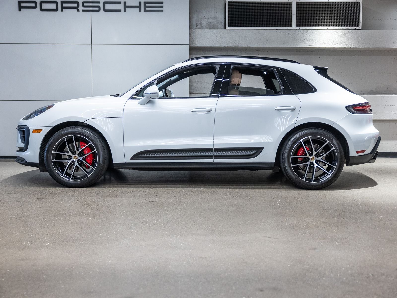2024 Porsche Macan S