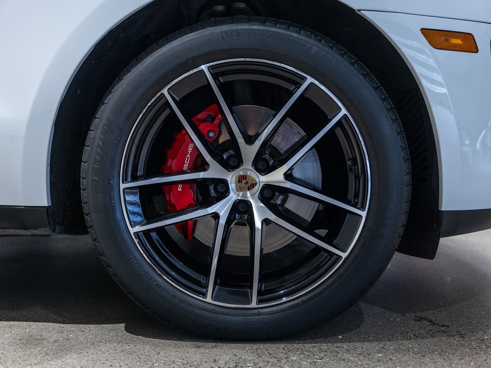 2024 Porsche Macan S
