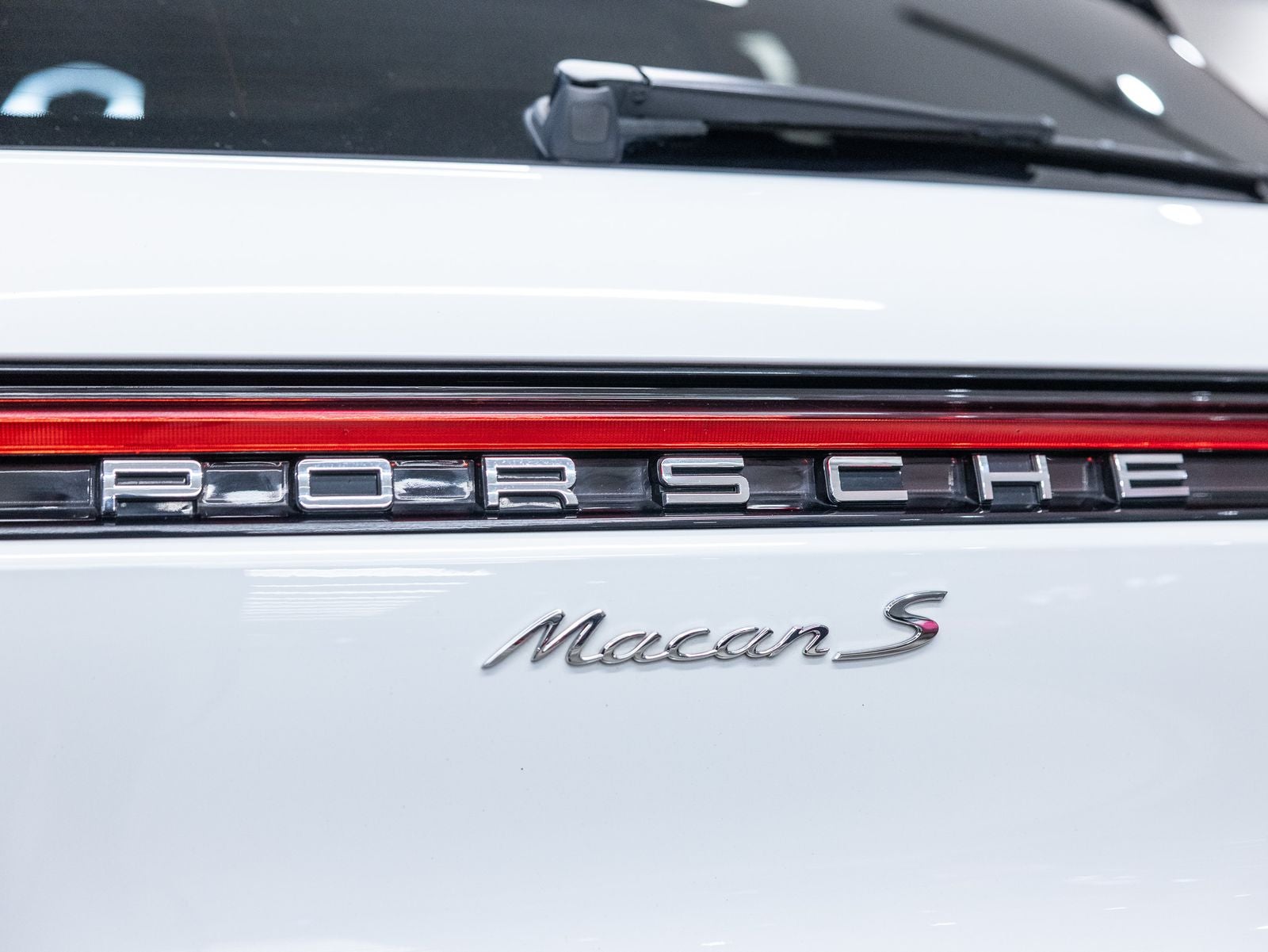 2024 Porsche Macan S