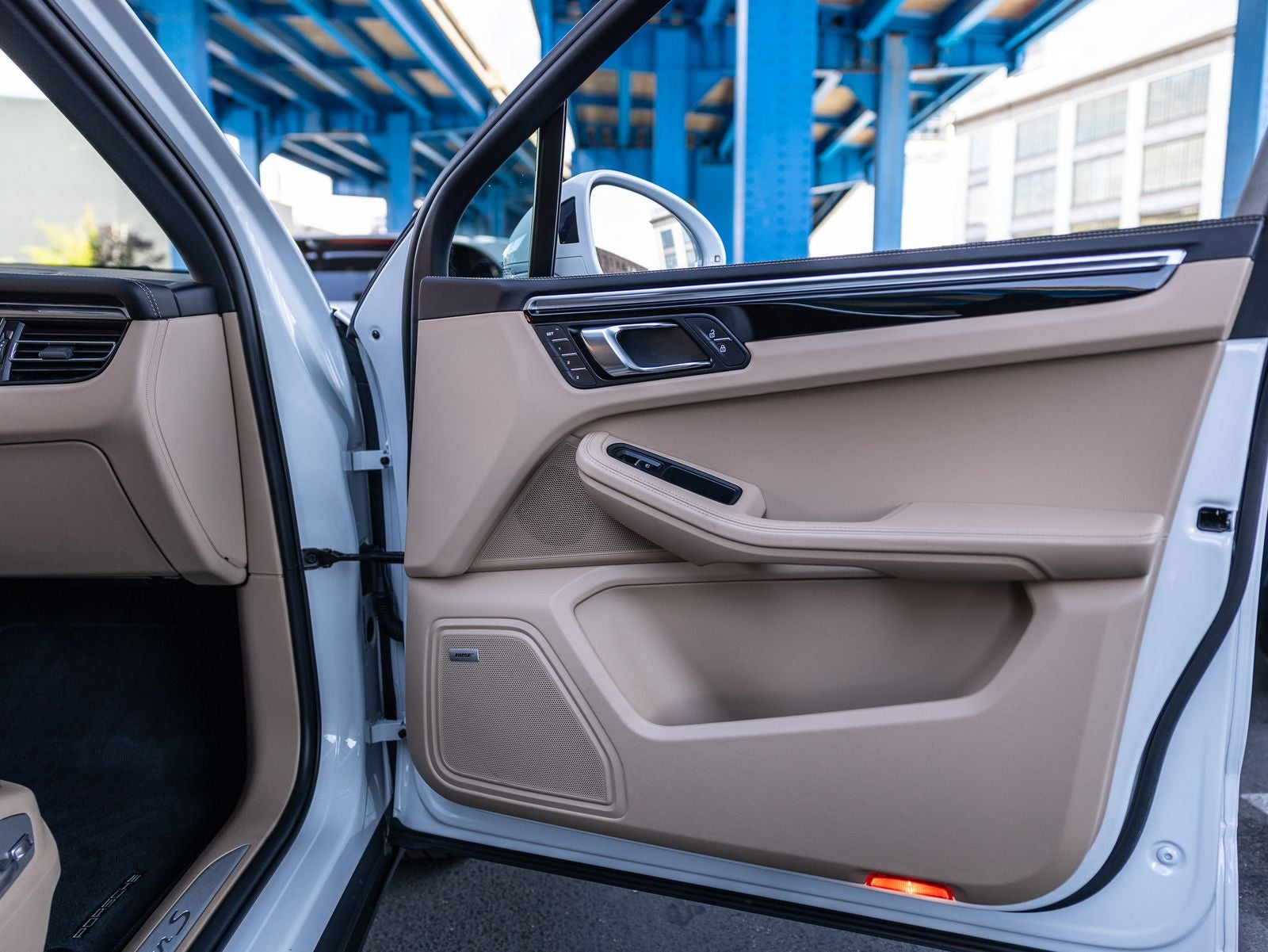 2024 Porsche Macan S