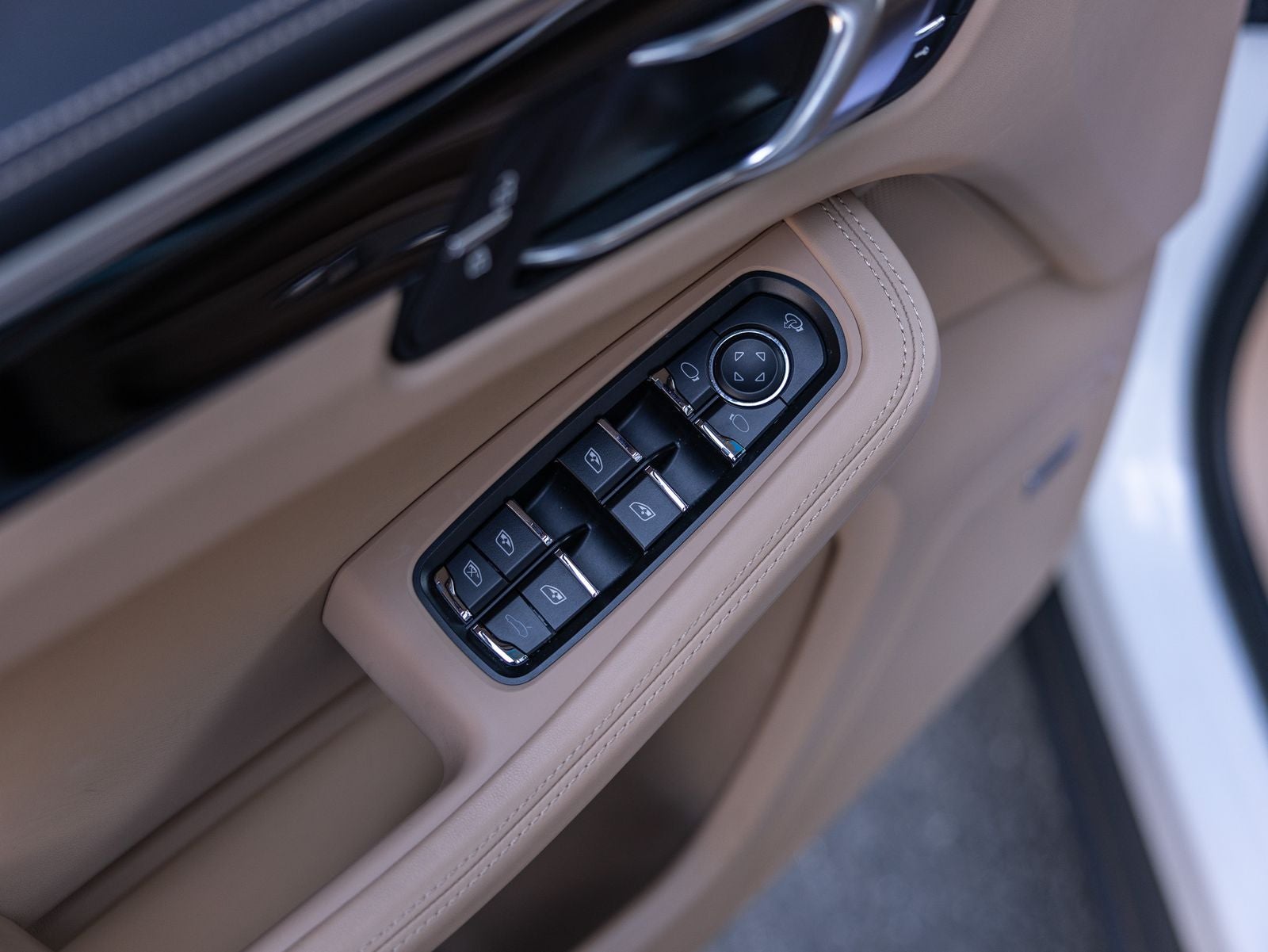 2024 Porsche Macan S