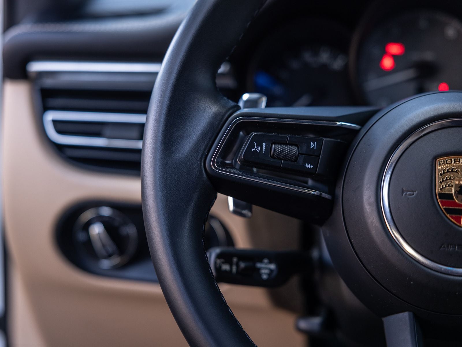 2024 Porsche Macan S