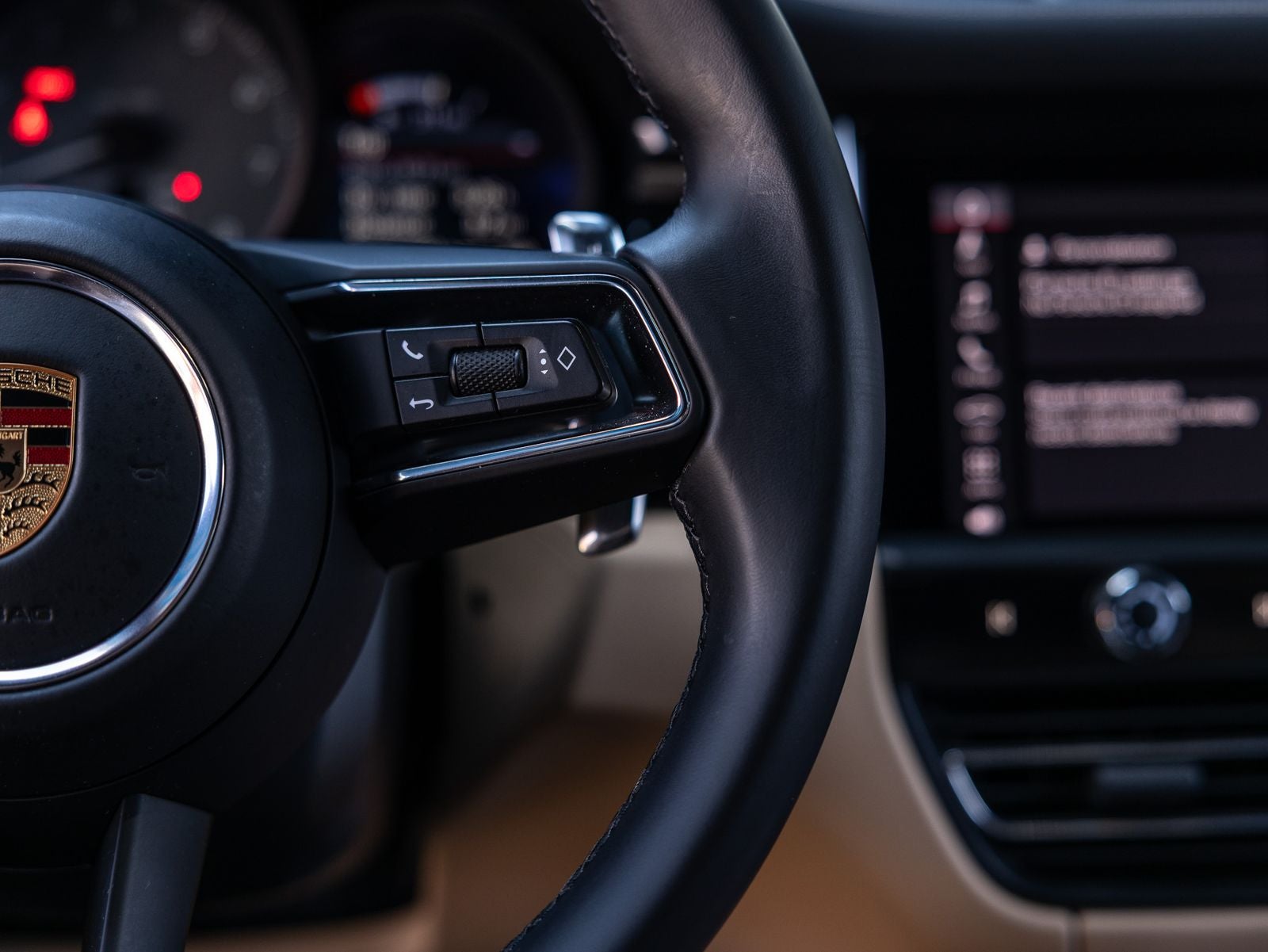 2024 Porsche Macan S