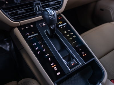 2024 Porsche Macan S