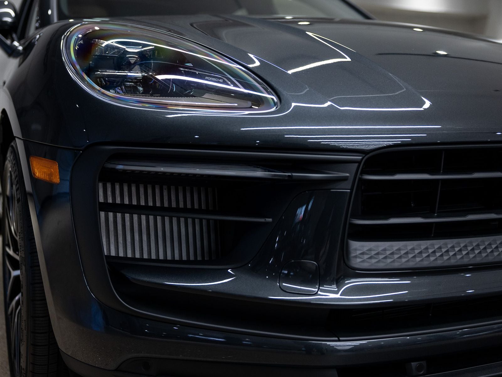 2025 Porsche Macan S