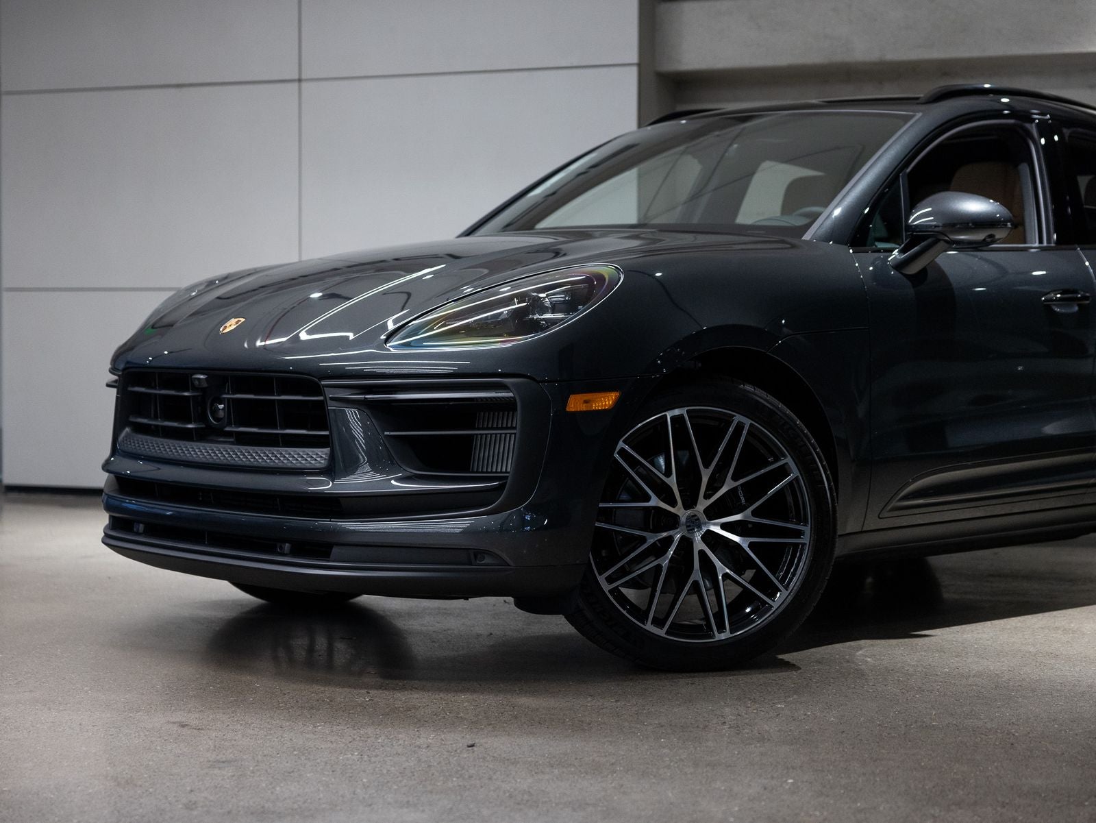 2025 Porsche Macan S