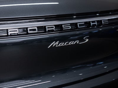 2025 Porsche Macan S