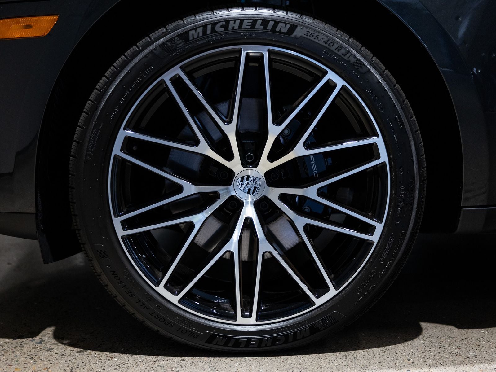 2025 Porsche Macan S