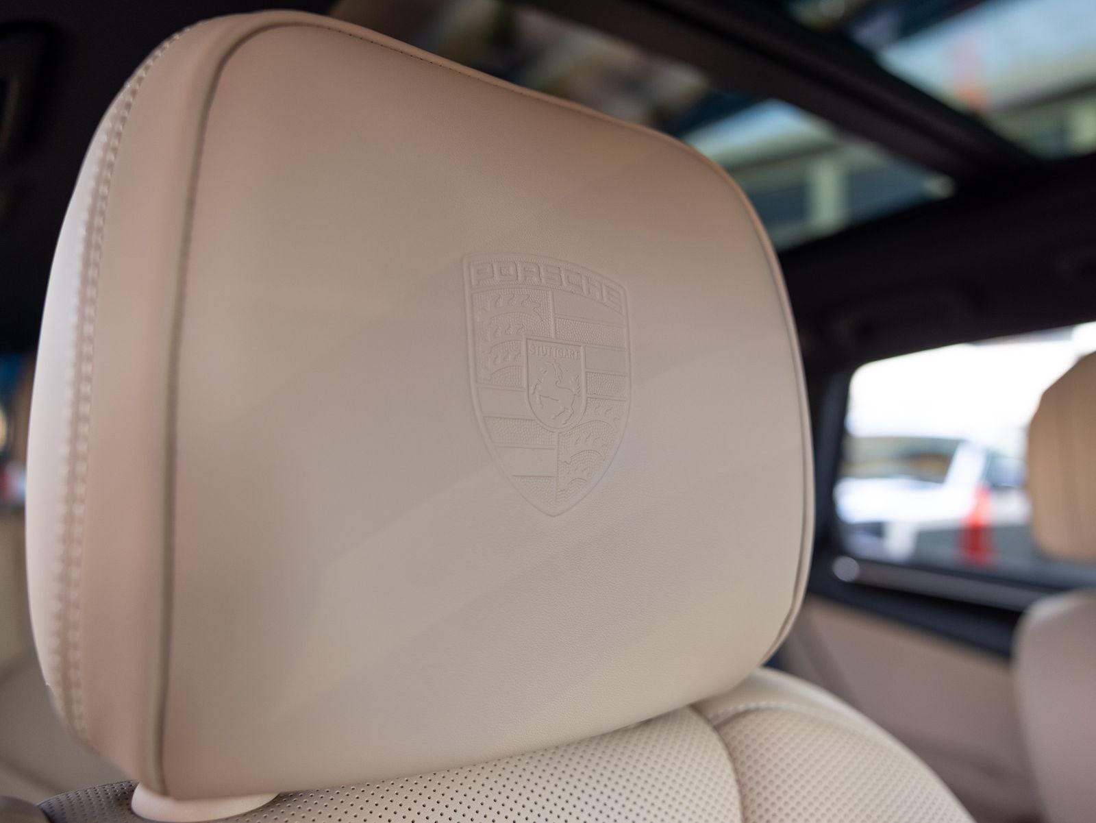 2025 Porsche Macan S