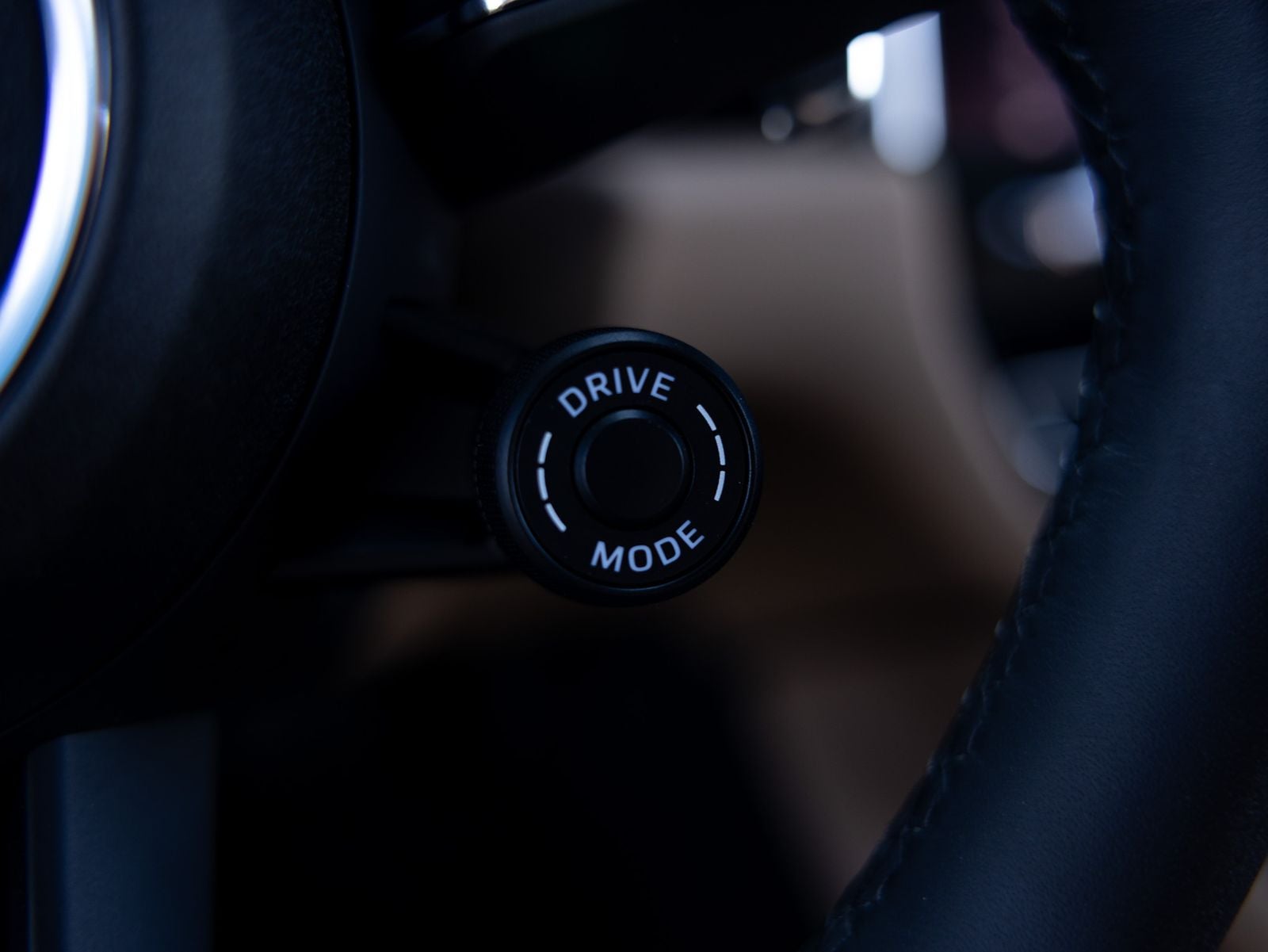 2025 Porsche Macan S