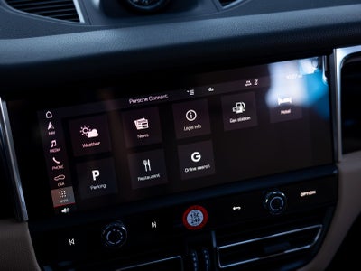 2025 Porsche Macan S