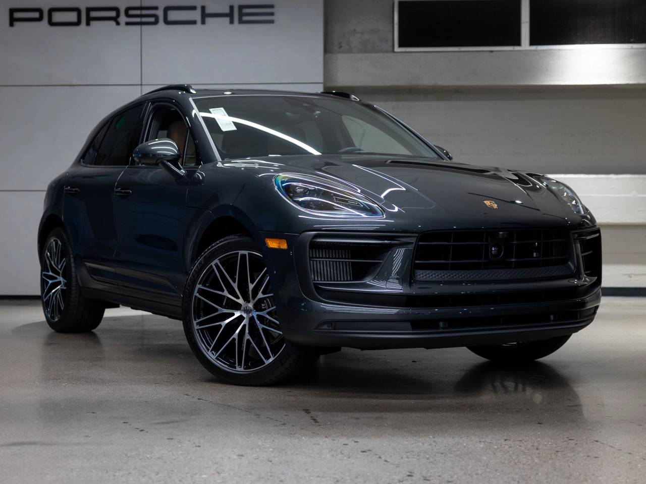 2025 Porsche Macan Macan S
