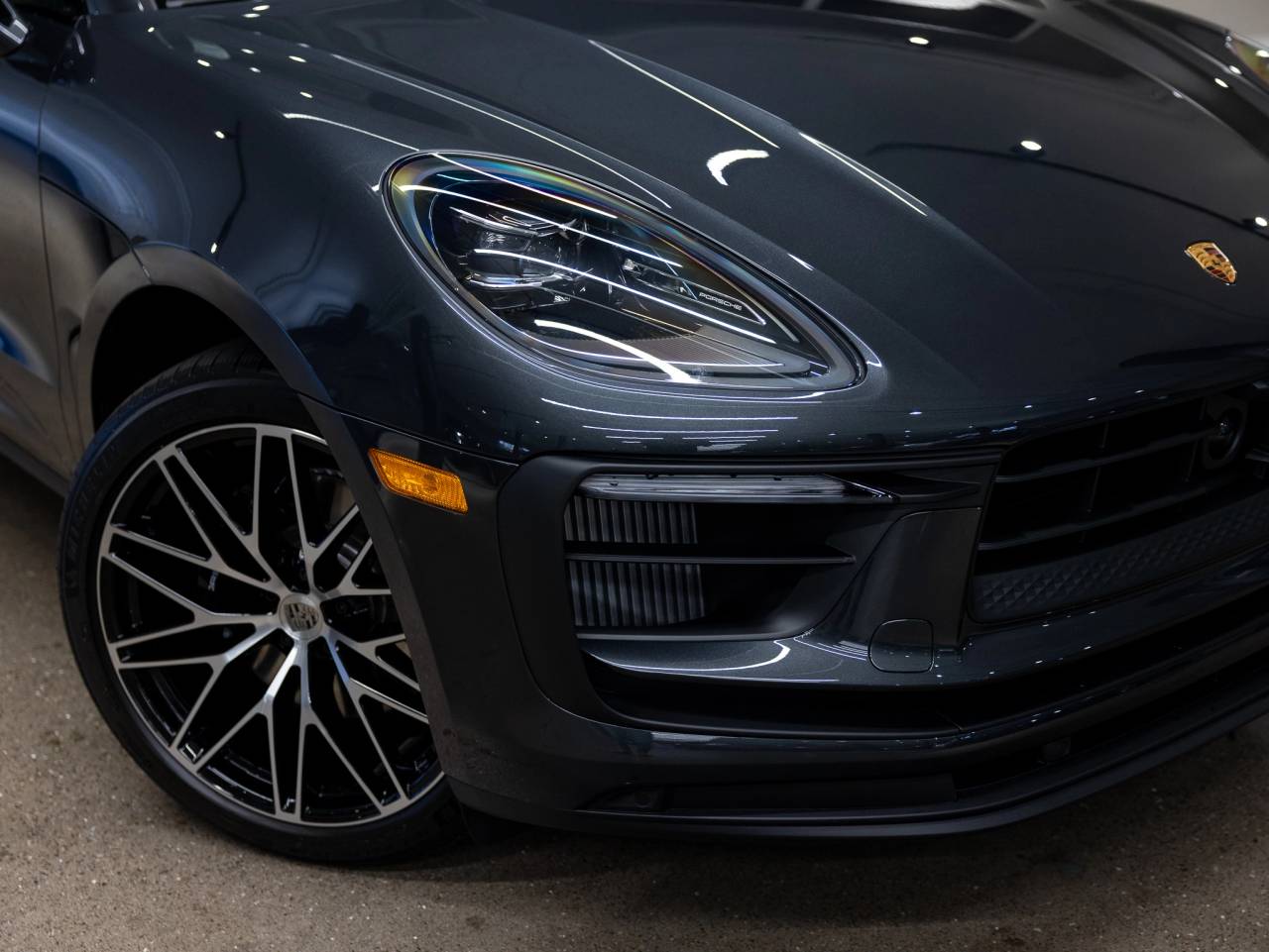 2025 Porsche Macan Macan S