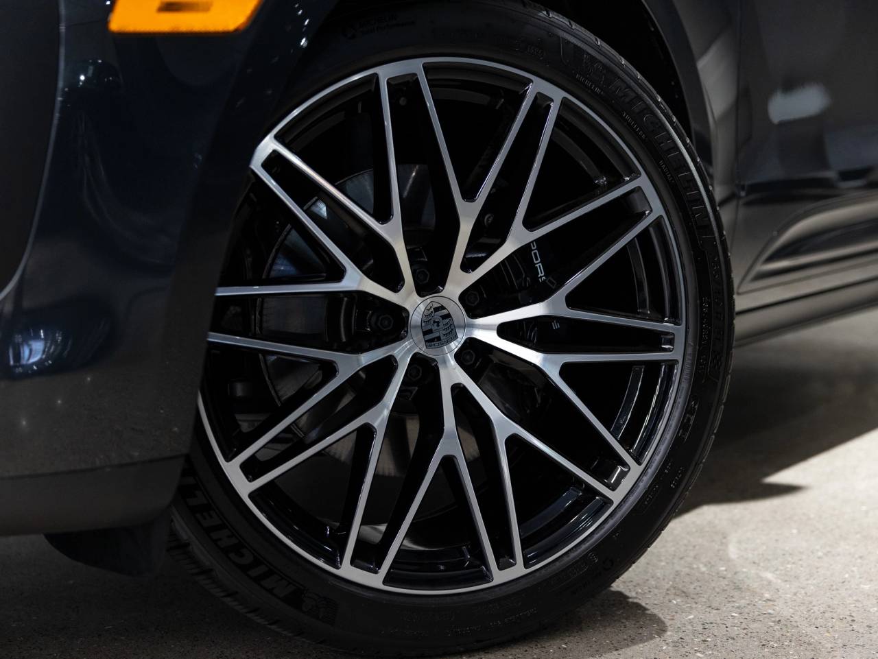 2025 Porsche Macan Macan S