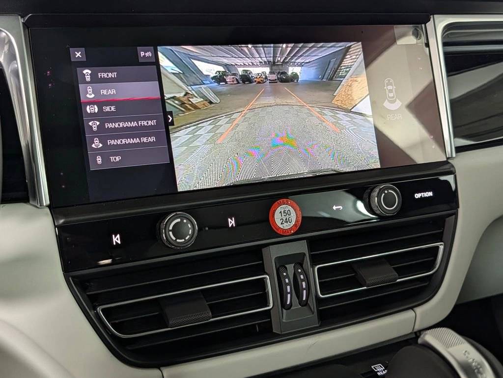 2026 Porsche Macan Macan S