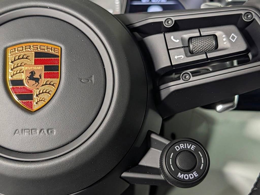 2026 Porsche Macan Macan S