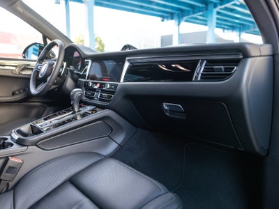 2026 Porsche Macan Macan S